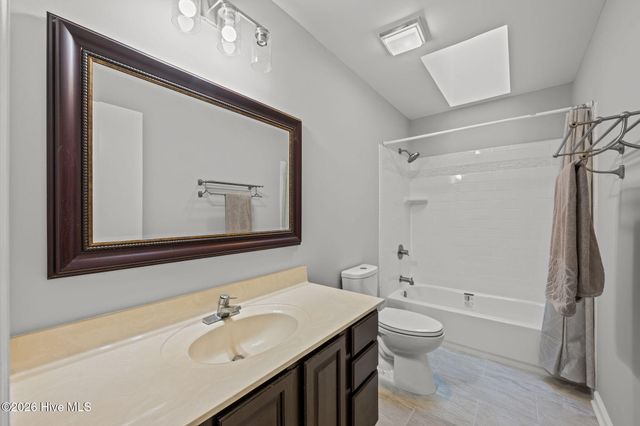 5801 Jolly Roger Road, New Bern, NC 28560