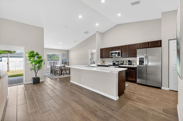 1965 SW Bayshore Boulevard, Port St Lucie, FL 34984