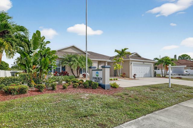 1965 SW Bayshore Boulevard, Port St Lucie, FL 34984
