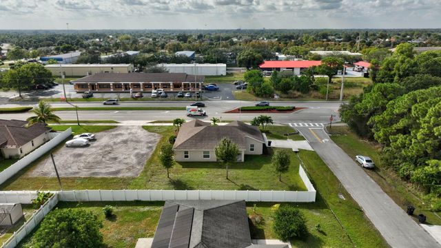 1965 SW Bayshore Boulevard, Port St Lucie, FL 34984