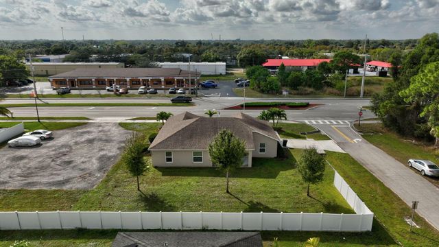 1965 SW Bayshore Boulevard, Port St Lucie, FL 34984