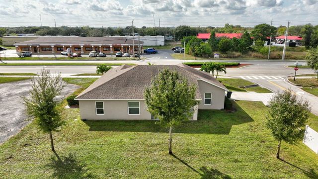 1965 SW Bayshore Boulevard, Port St Lucie, FL 34984