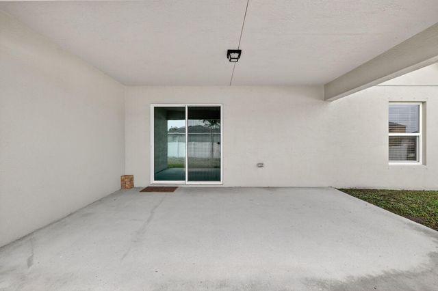 1965 SW Bayshore Boulevard, Port St Lucie, FL 34984