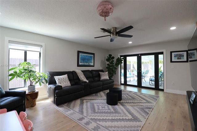 12001 SW 97th Ter, Miami, FL 33186