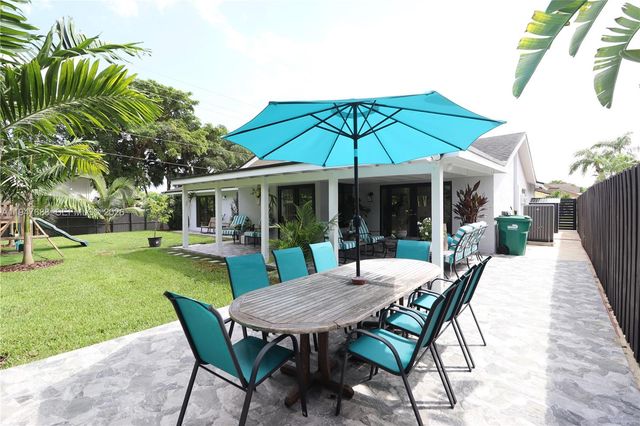 12001 SW 97th Ter, Miami, FL 33186