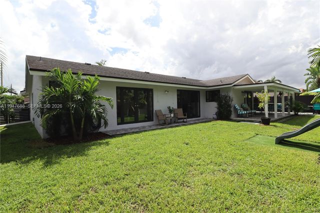 12001 SW 97th Ter, Miami, FL 33186