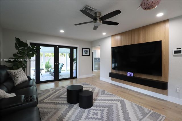 12001 SW 97th Ter, Miami, FL 33186