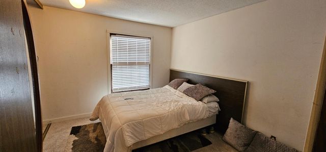 2407 Unity Avenue N, Golden Valley, MN 55422