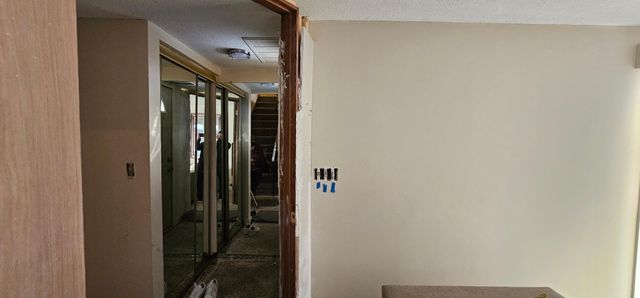 2407 Unity Avenue N, Golden Valley, MN 55422