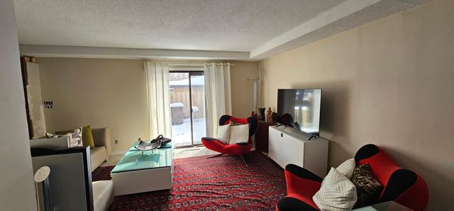 2407 Unity Avenue N, Golden Valley, MN 55422