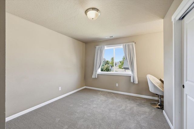 2019 N Wolfe Penn St, Liberty Lake, WA 99019