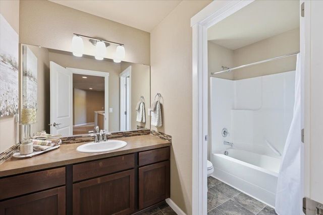 2019 N Wolfe Penn St, Liberty Lake, WA 99019