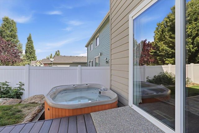 2019 N Wolfe Penn St, Liberty Lake, WA 99019