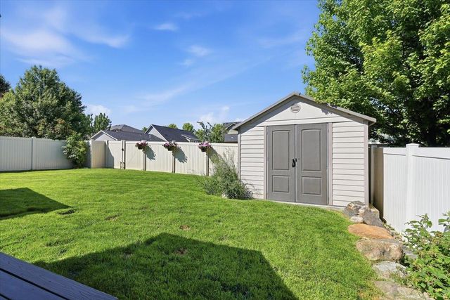 2019 N Wolfe Penn St, Liberty Lake, WA 99019