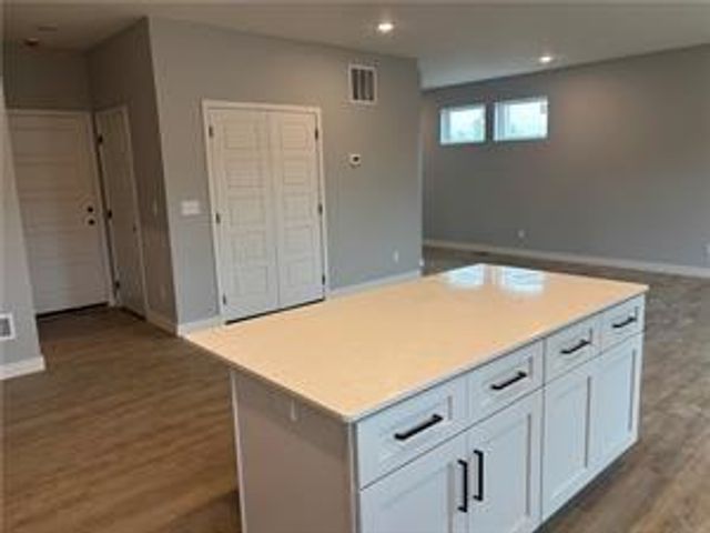 4711 Brentwood Avenue, Kansas City, MO 64136