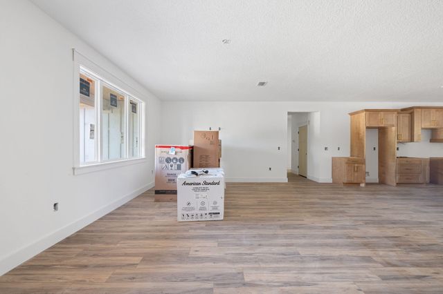 6524 Lansford Street, Navarre, FL 32566