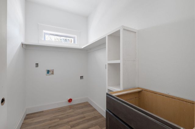 6524 Lansford Street, Navarre, FL 32566