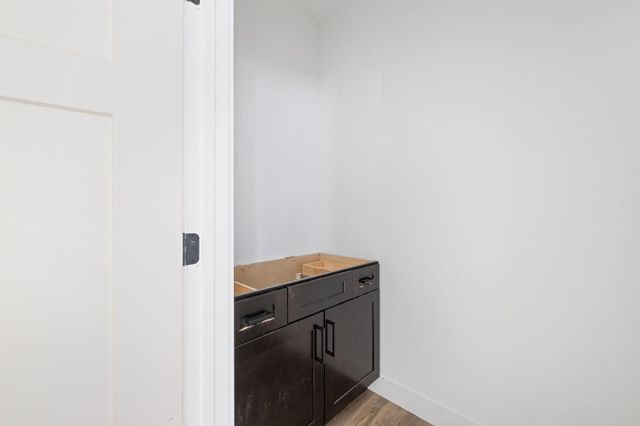 6524 Lansford Street, Navarre, FL 32566