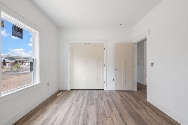 6524 Lansford Street, Navarre, FL 32566