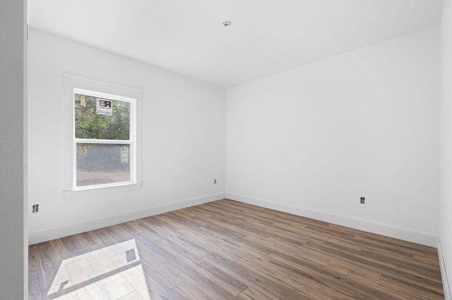 6524 Lansford Street, Navarre, FL 32566