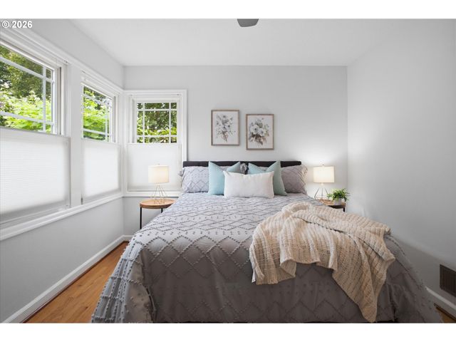 7075 N CAMBRIDGE Ave, Portland, OR 97203