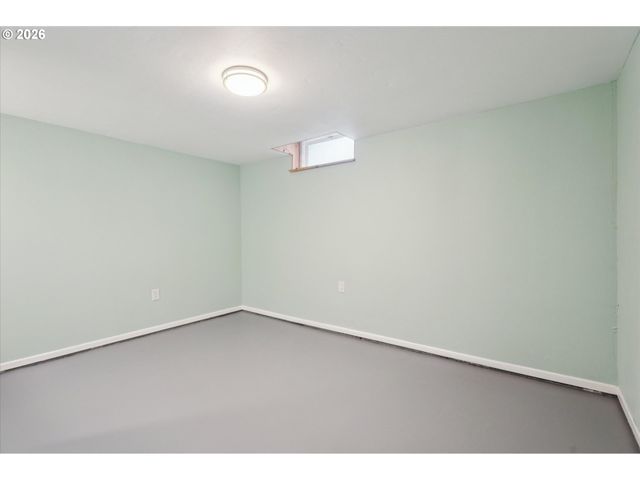7075 N CAMBRIDGE Ave, Portland, OR 97203