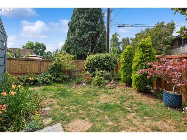 7075 N CAMBRIDGE Ave, Portland, OR 97203