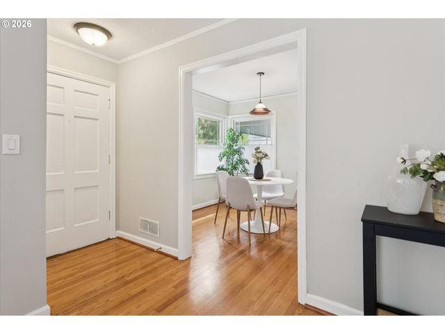 7075 N CAMBRIDGE Ave, Portland, OR 97203