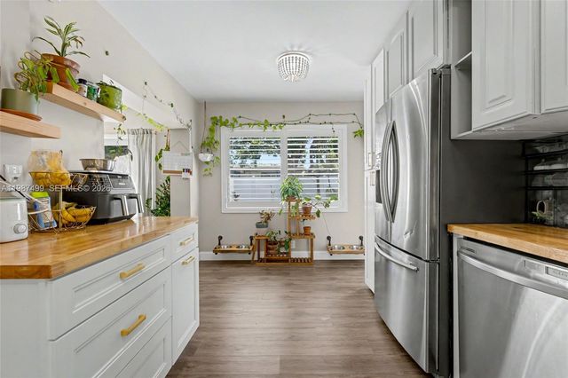 3460 SW 16th Ct, Fort Lauderdale, FL 33312