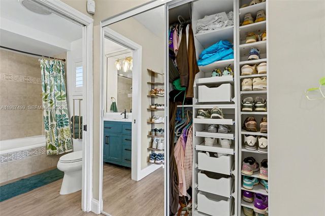 3460 SW 16th Ct, Fort Lauderdale, FL 33312