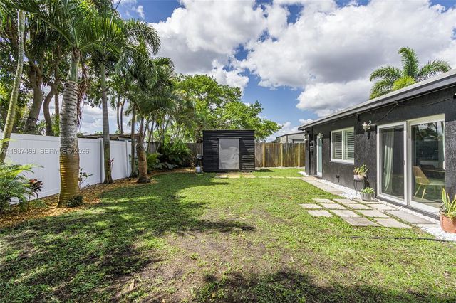 3460 SW 16th Ct, Fort Lauderdale, FL 33312