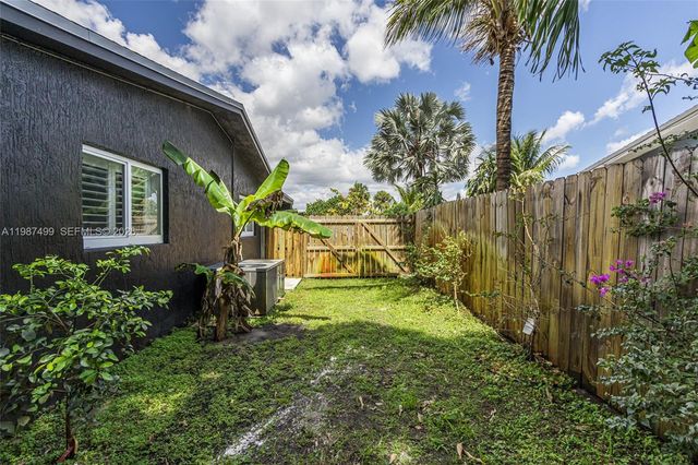3460 SW 16th Ct, Fort Lauderdale, FL 33312