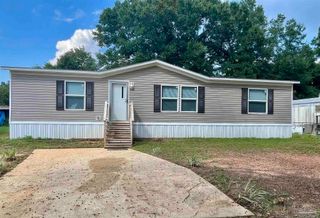 6460 Appaloosa Ave, Milton, FL 32570