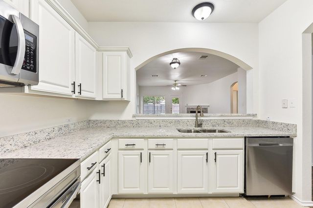 13213 Marie LN, Manor, TX 78653