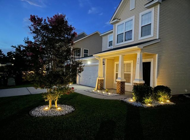 326 Drayton Place Drive, Moncks Corner, SC 29461