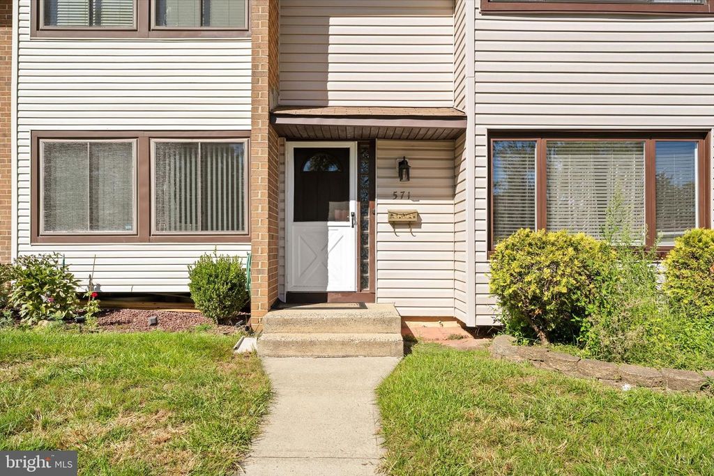 571 FAIRFIELD RD, EAST WINDSOR TWP, NJ 08520 — photo 2