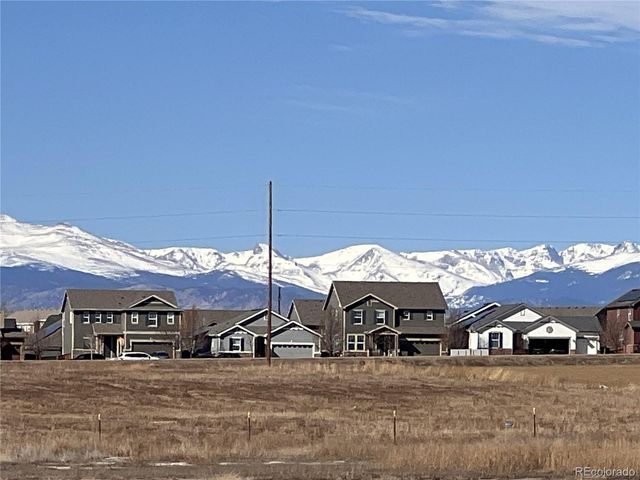 5241 Summit Boulevard, Dacono, CO 80514