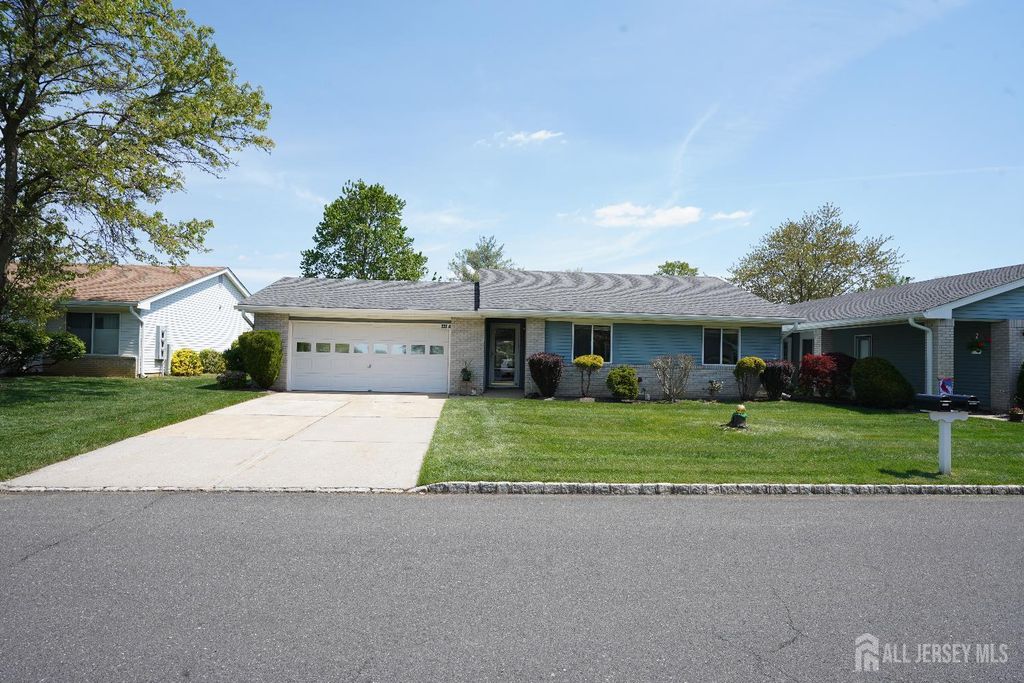 535 Ardmore Road A, Monroe, NJ 08831