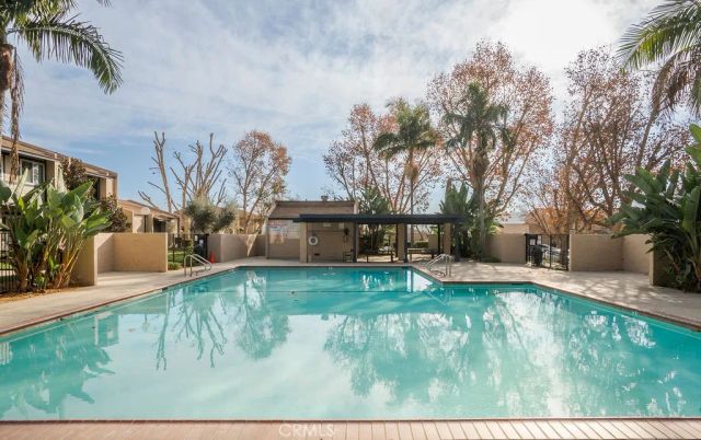 1903 S Summerplace 15, West Covina, CA 91792