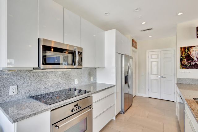 410 Evernia Street 801, West Palm Beach, FL 33401
