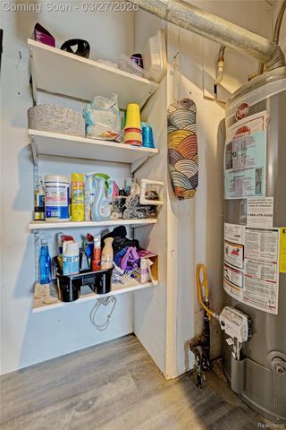 4009 Airport Road, Waterford Charter Township, MI 48329