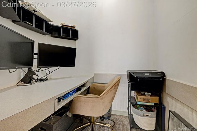 4009 Airport Road, Waterford Charter Township, MI 48329