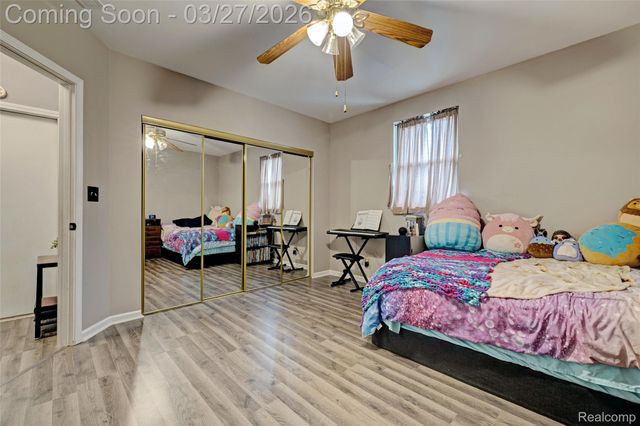 4009 Airport Road, Waterford Charter Township, MI 48329