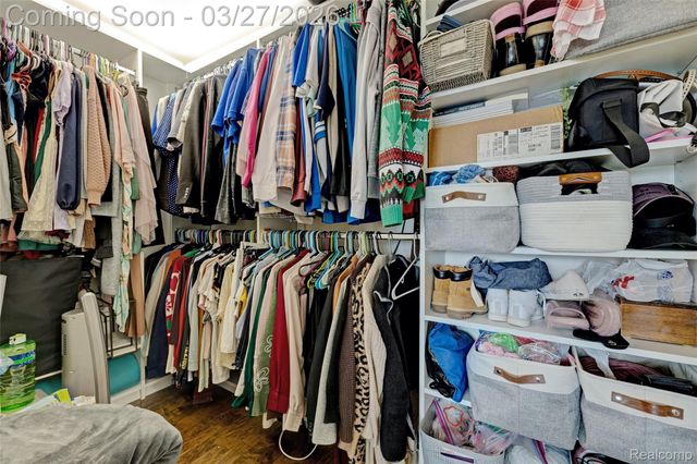 4009 Airport Road, Waterford Charter Township, MI 48329