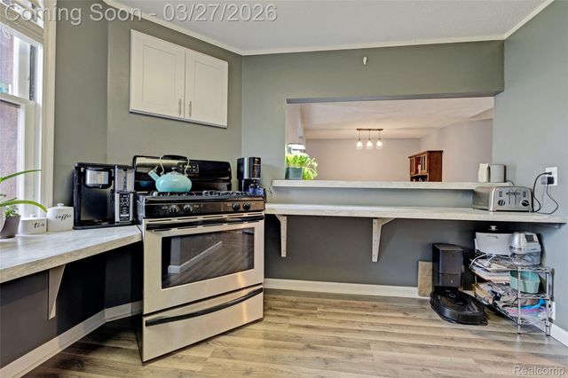 4009 Airport Road, Waterford Charter Township, MI 48329