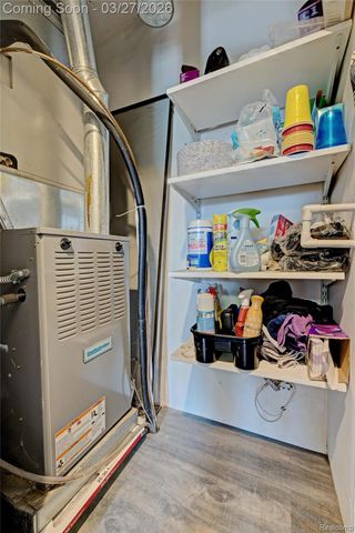 4009 Airport Road, Waterford Charter Township, MI 48329