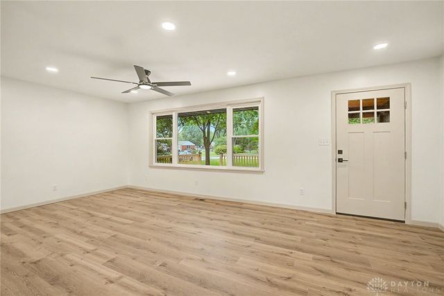 7865 Newbury Road, Tipp City, OH 45371