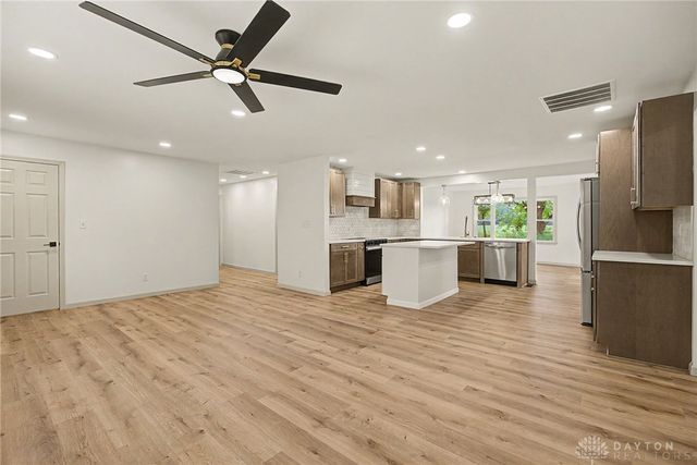 7865 Newbury Road, Tipp City, OH 45371