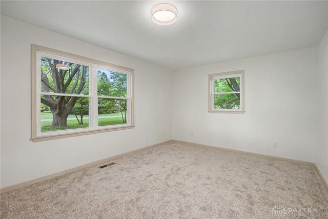 7865 Newbury Road, Tipp City, OH 45371