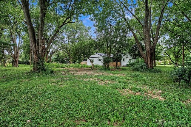 7865 Newbury Road, Tipp City, OH 45371
